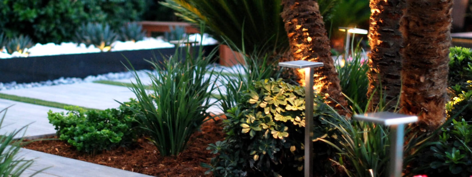 Low Voltage LED Pathway Lighting Kits